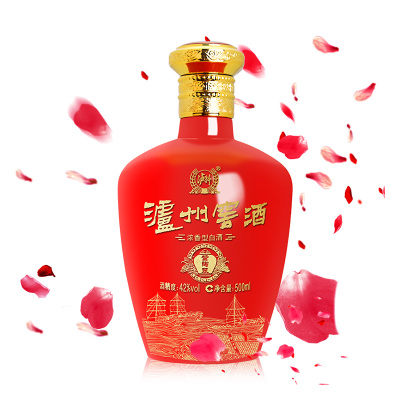 濃香型白酒的傳統(tǒng)釀造工藝包括哪些步驟？濃香型白酒的傳統(tǒng)釀造工藝步驟詳解