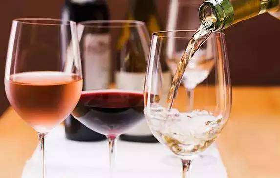 紅酒搭配什么飲料好喝？紅酒不適合搭配飲料一起喝