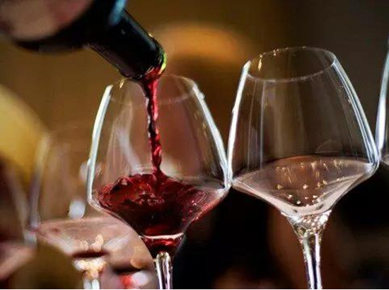 紅酒酸味來源于什么？紅酒酸味有什么重要性？