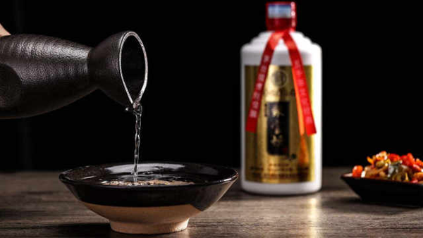 白酒和威士忌、伏特加有什么不同；中國(guó)白酒有什么獨(dú)特之處？