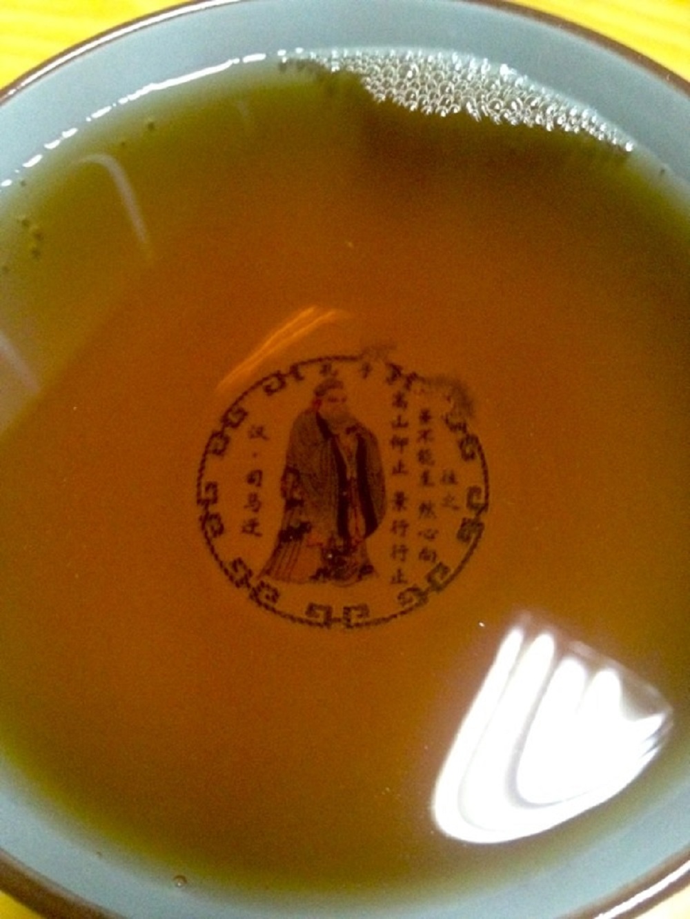 痛風(fēng)可以喝黃酒嗎？那些人不可以喝黃酒？