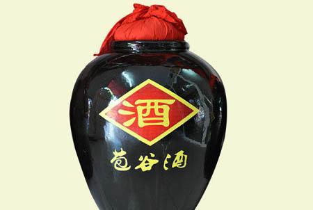 喝玉米酒有什么好處？玉米酒和高粱酒有什么區(qū)別？