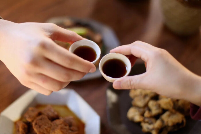 客家黃酒適合什么人喝，客家黃酒價(jià)格是多少
