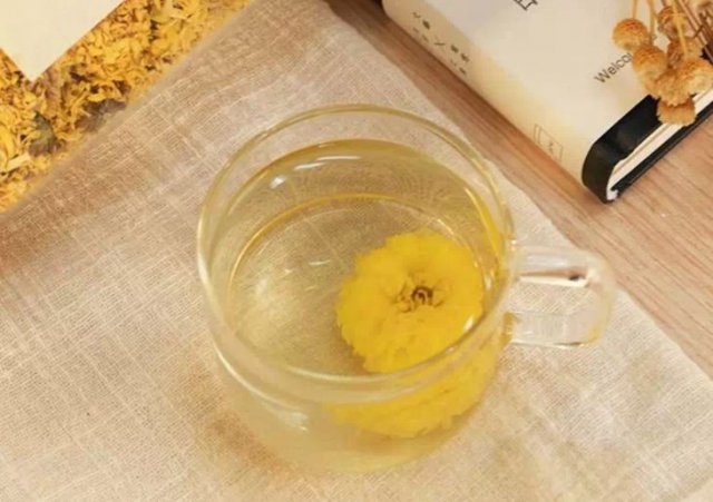 解酒喝什么茶葉才有效，菊花茶是不錯的選擇