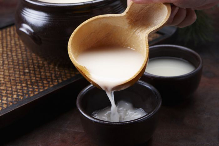 米酒變黃了是什么原因，米酒的味道