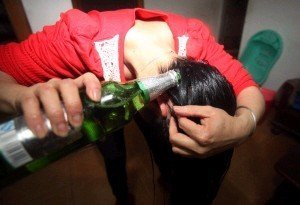 用啤酒洗頭需要用洗發(fā)水嗎？用啤酒洗頭要兌水嗎？