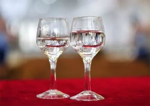 為什么醬香酒更值得收藏？收藏醬香酒有哪些注意事項？
