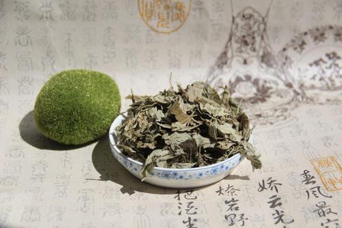 艾草加白酒有什么功效？艾草泡白酒的方法是什么？