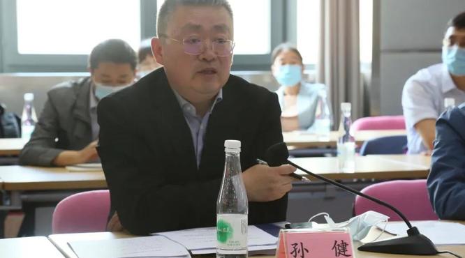 張裕2019股東大會 | 孫?。何鍌€角度和六件大事! 學(xué)習(xí)茅臺，在行業(yè)有更大作為和擔(dān)當(dāng)