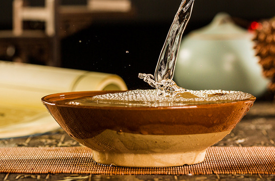 中國(guó)白酒香型的分類(lèi)，不同香型特點(diǎn)