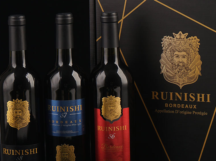 如何去鑒定一瓶酒質量的優(yōu)劣？