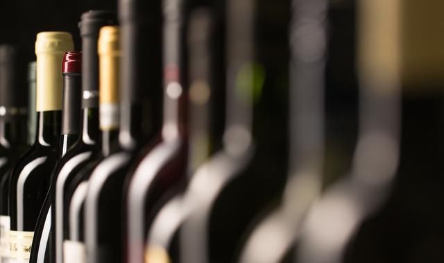 釀造白葡萄酒用什么葡萄？