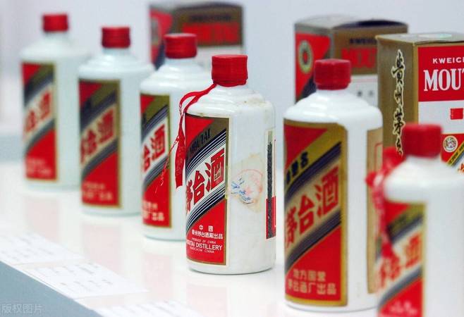 貴州飛天茅臺官網(wǎng)價(jià)格表(貴州飛天茅臺價(jià)格多少)