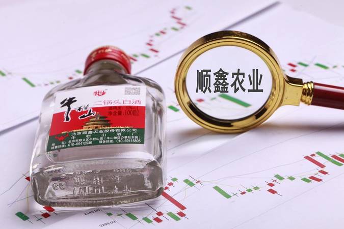 釀造白酒的標(biāo)志是什么(白酒純糧釀造的標(biāo)志是什么)