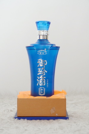 御珍酒46度多少錢一瓶(百年御珍酒46度價(jià)格表)