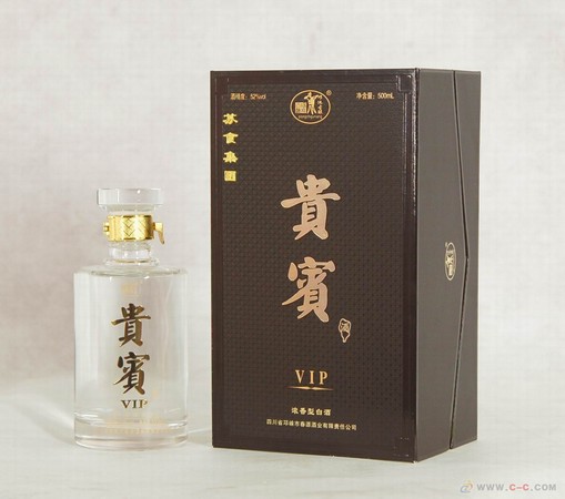 關(guān)漢卿40度貴賓酒價(jià)格(關(guān)漢卿40度的貴賓酒多少錢(qián))