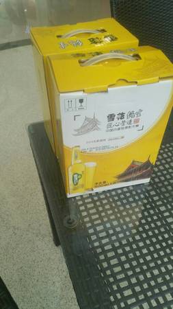 純生罐裝多少錢(qián)一箱(純生罐裝多少錢(qián)一瓶)